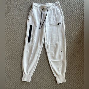 Nike White Jogger Sweats